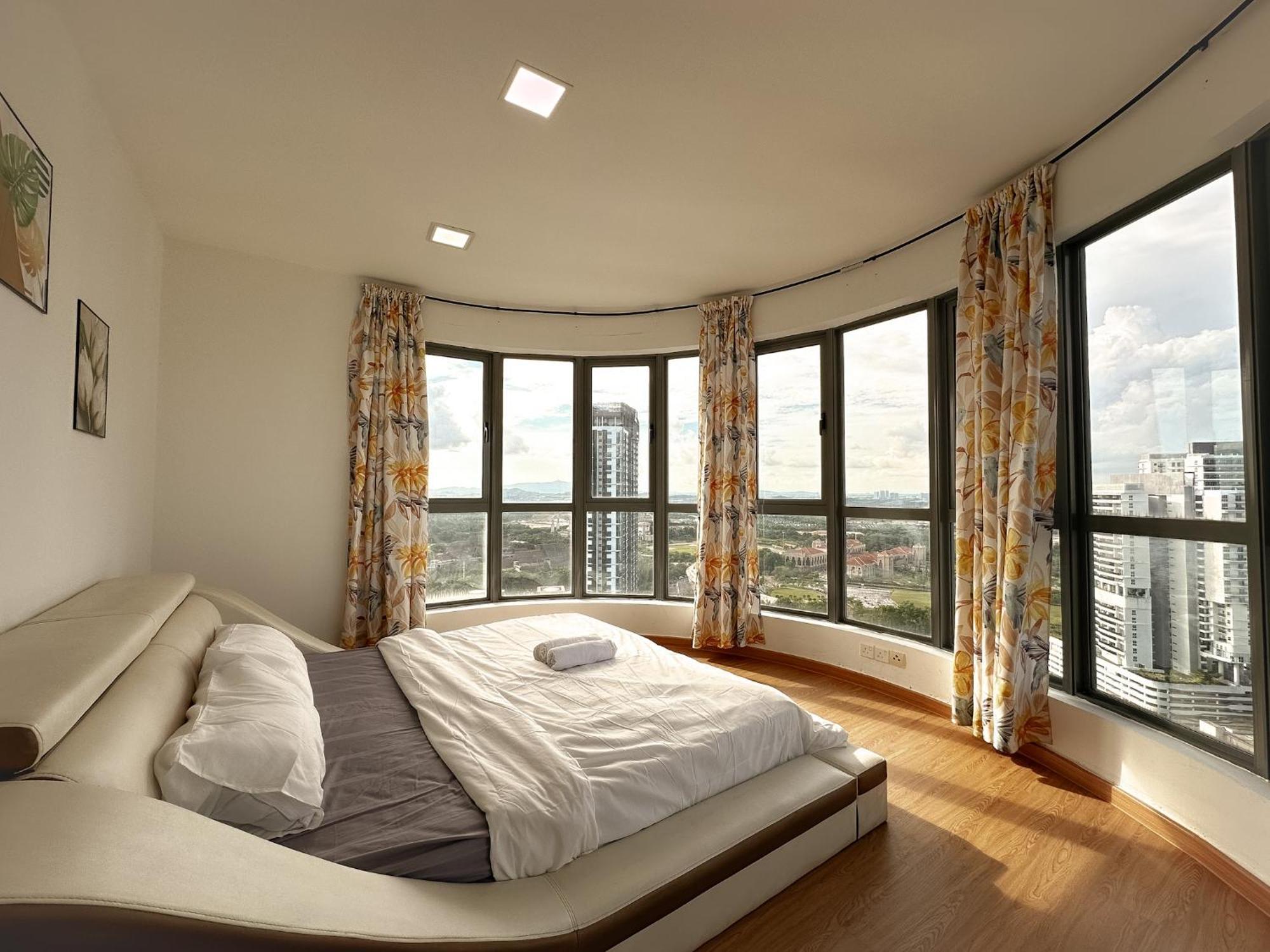 Teega Suites Puteriharbour By Wp Homestay جوهر بهرو المظهر الخارجي الصورة