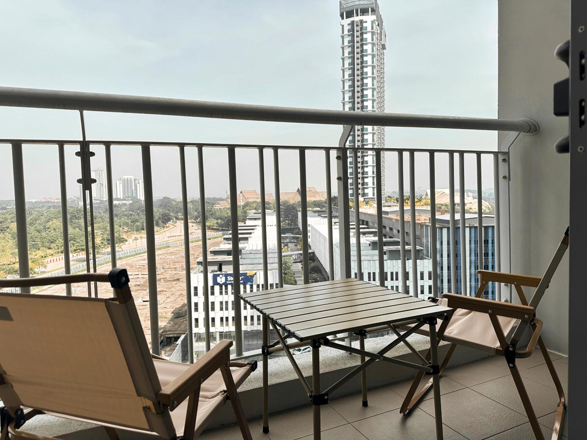 Teega Suites Puteriharbour By Wp Homestay جوهر بهرو المظهر الخارجي الصورة